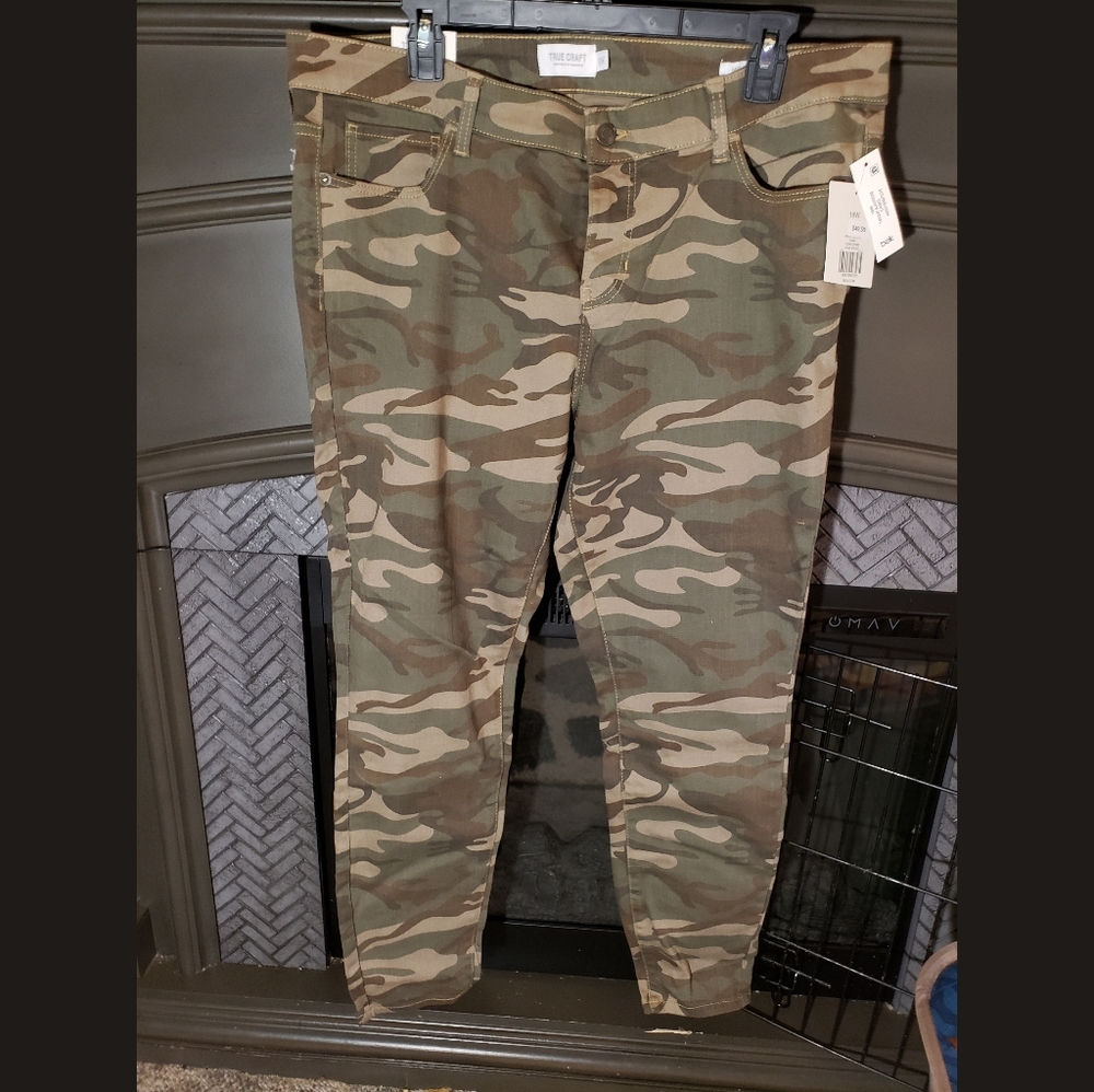 Camo Skinny Jeans